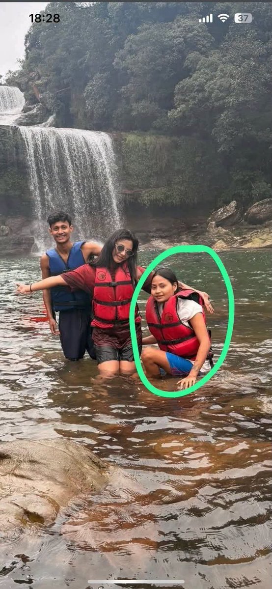 BS_Prasad's tweet photo. Nimisha Thakuriya murder case is a trailer for #AssamStory after #KerelaStory.

This girl is a muslim friend of Nimisha who accompanied her mostly in tourist destinations along with Ashik Ali but on the day of murder she was not there. 

It was a Pre-planned cold blooded murder. 

#LoveJihad is a real. 

Stringent #LoveJihadLaw must be enforced as fast as possible.