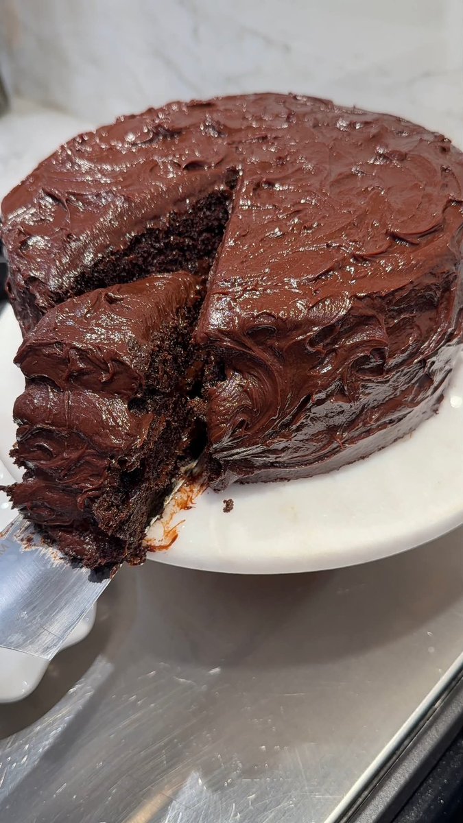 Mesotpit's tweet photo. Ever since my son watched “Matilda”, he hasn’t stopped asking me to make the chocolate cake that Miss Trunchbull made Bruce eat. 🤣

Did I nail it? 🍫￼ https://t.co/utyki3qkcL