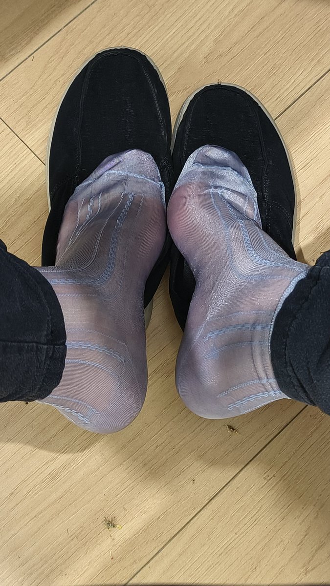 Normal20121's tweet photo. 敷衍旧照，很久没拍也很久没瑟瑟了 https://t.co/FW1krMJ34i
