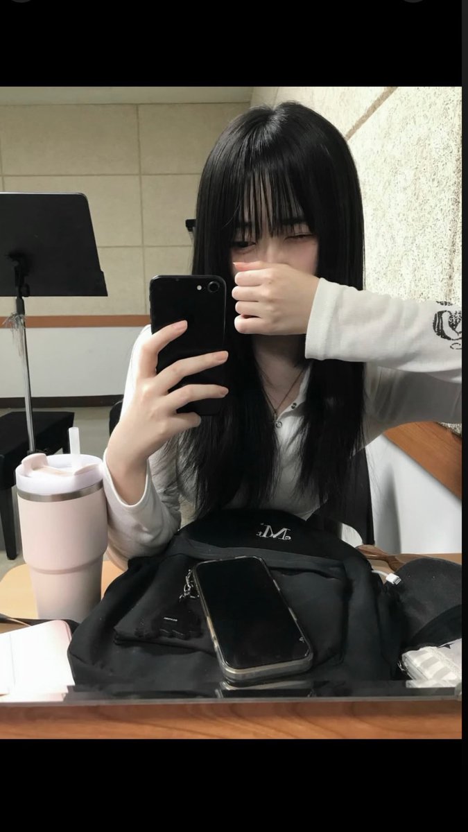 AnibalStarnauld's tweet photo. 예뻐요? 
#인천 #트친소 #일상계트친소 https://t.co/rNLu4NbWdx