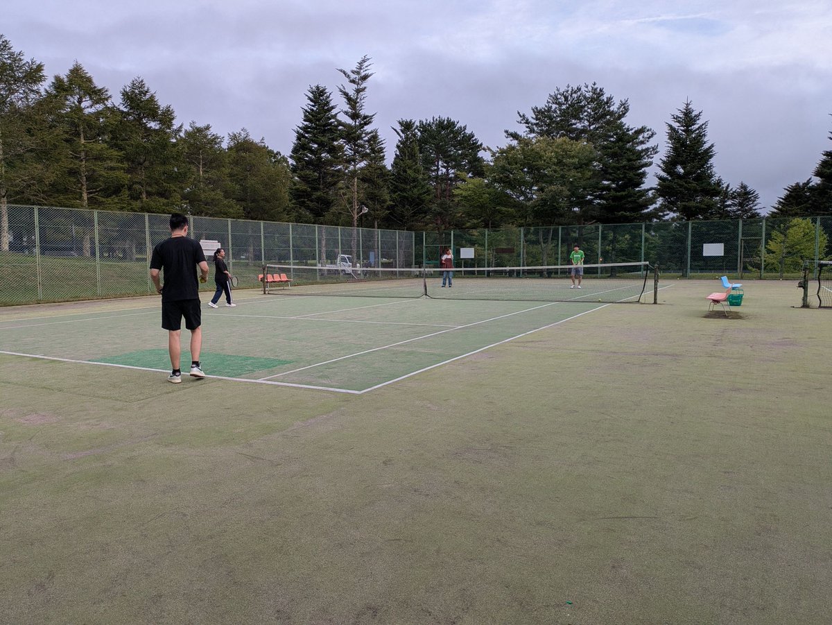 inamura_semi_'s tweet photo. 「軽井沢でテニス」をやってきました、ゼミ合宿2026。 https://t.co/Oupsl0b6J8