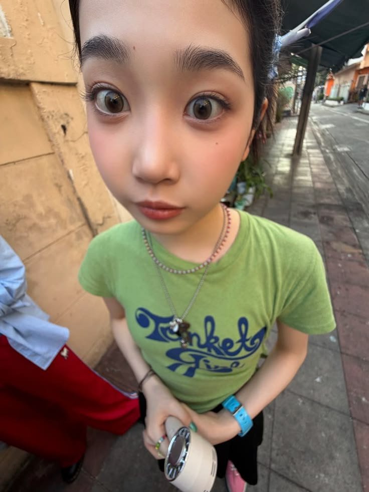 orenjigeol's tweet photo. we need to bake them into cupcakes im so sorry https://t.co/JrmPITgWYb