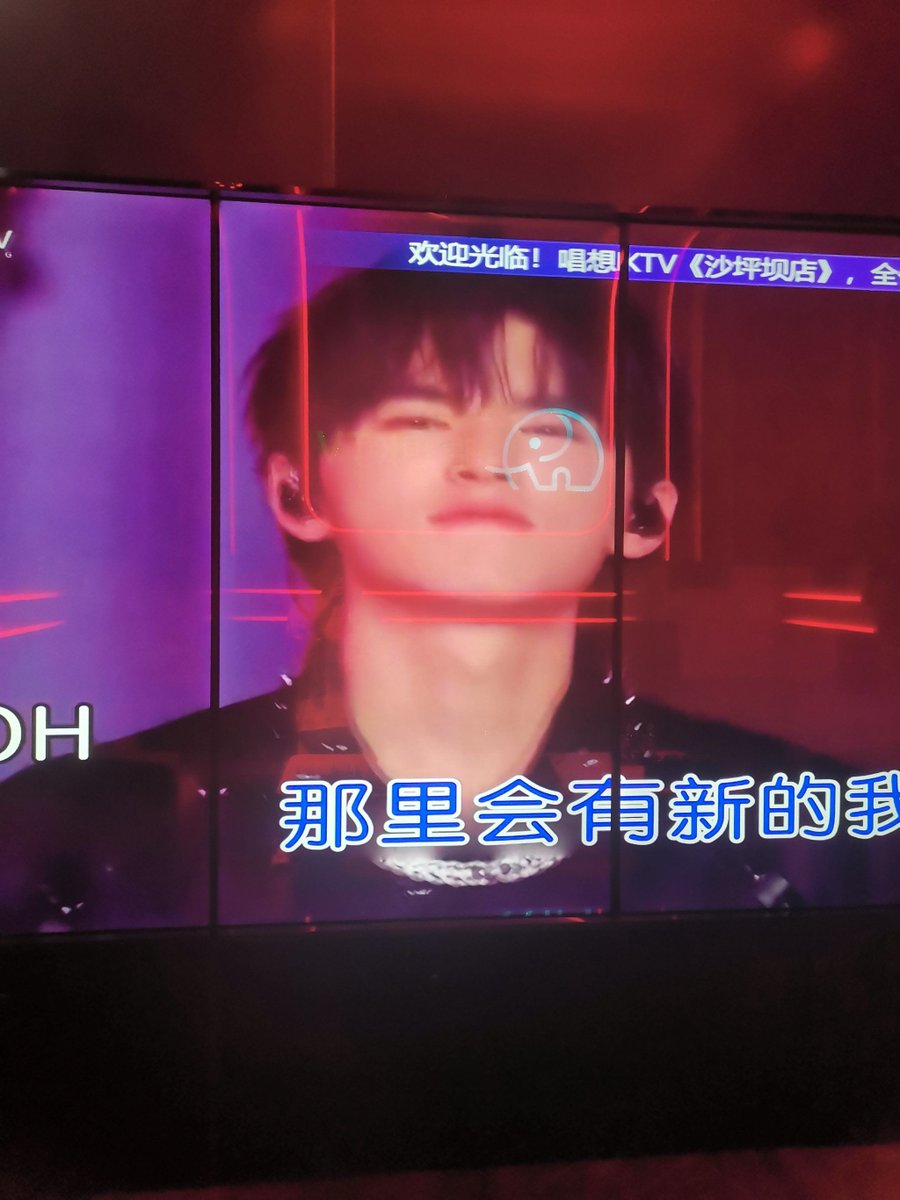 samiphuong80960's tweet photo. Weekend night ready for some KTV vibes! Sing your heart out, shout the chorus, and make this hour your star moment. https://t.co/LW379sCMNp