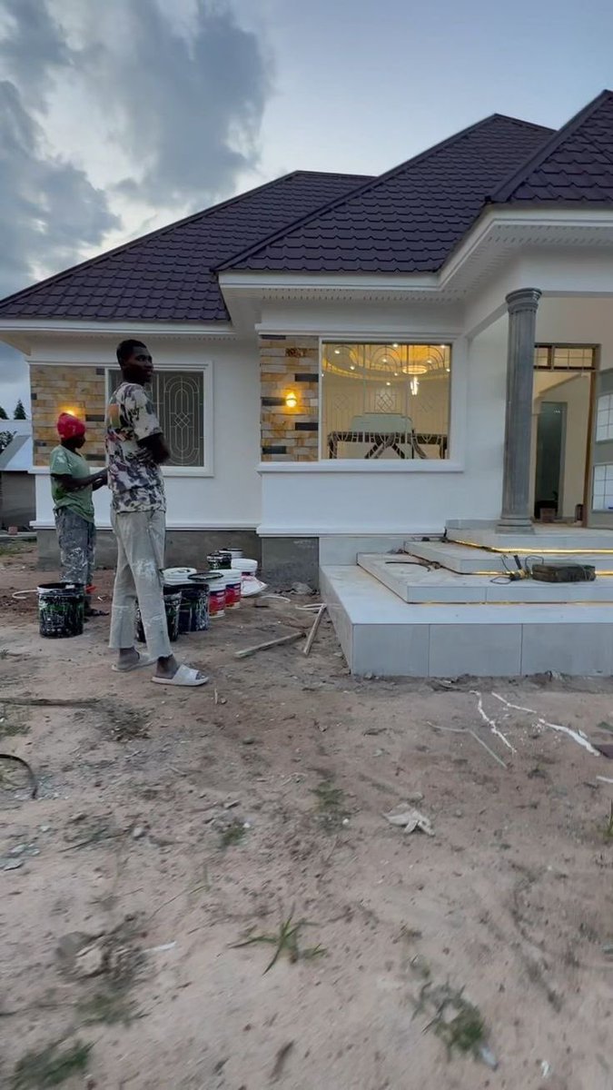 KingFrank102's tweet photo. 23 years old.

I can finally say this with a full heart: I have completed my building. 🏠❤️

First person in my family to achieve this.

No inheritance. No shortcuts. Just sacrifice, prayers, hard work, and God making a way when I had no idea how things would work out.

I’m not posting this to brag. I’m posting it because I know where I’m coming from.

Congratulations to me 🥂 🎉
