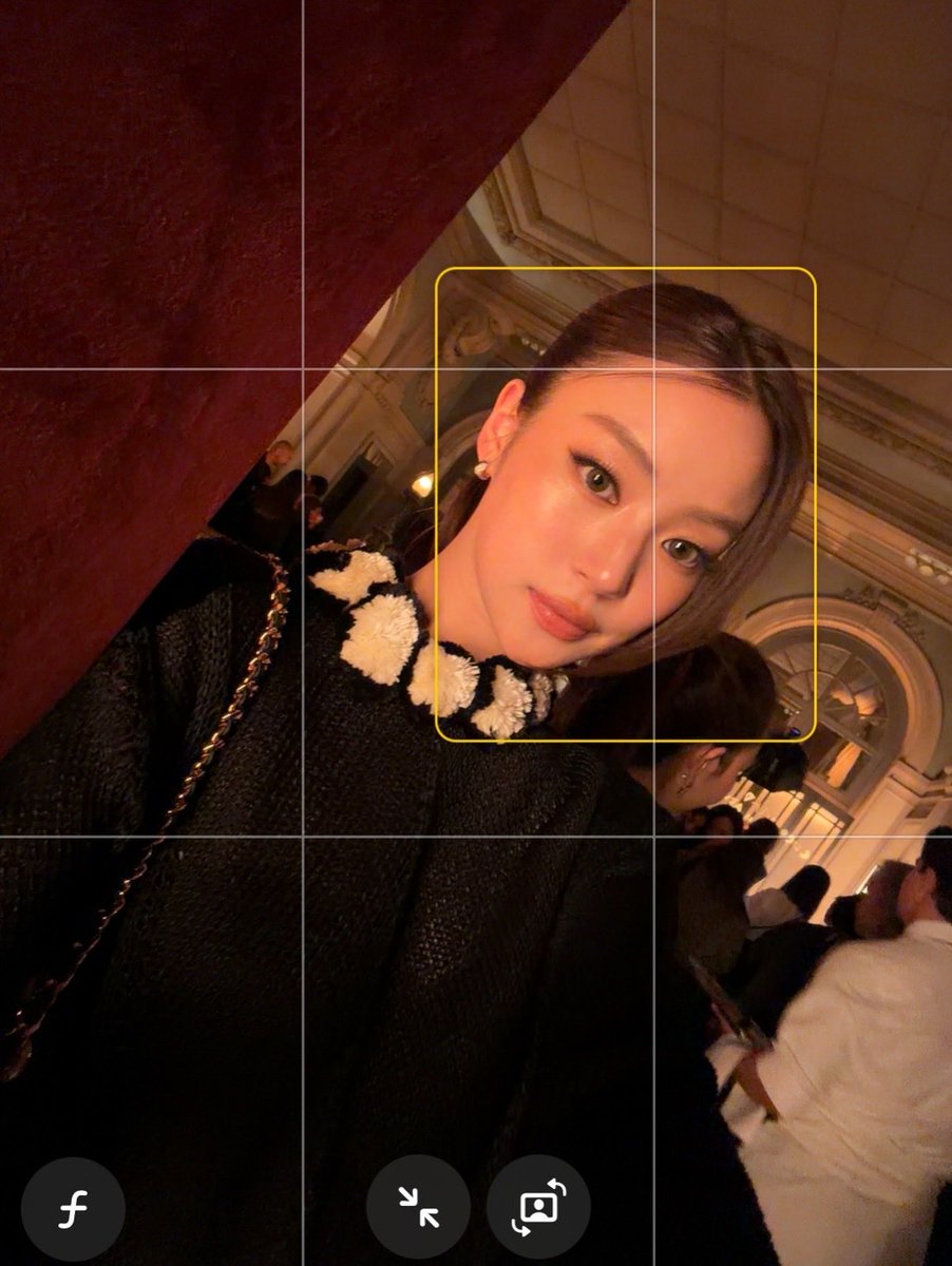 miunatsha_fans's tweet photo. [IG POST] 260929
mmiunatshaa : Still somewhere between Paris and 31 Rue Cambon🖤 @.chanelofficial

#MiuNatsha #หมิวณัชชา https://t.co/uy5Zjt4vQb