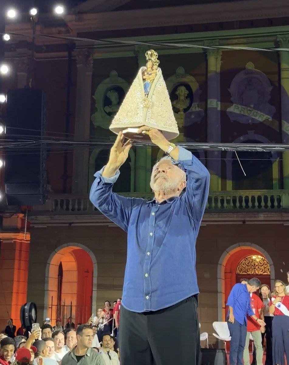 Gspc80's tweet photo. @GugaNoblat Esse FDP achando q a Santa é troféu 😂🙊 https://t.co/FMkpTtSJlj