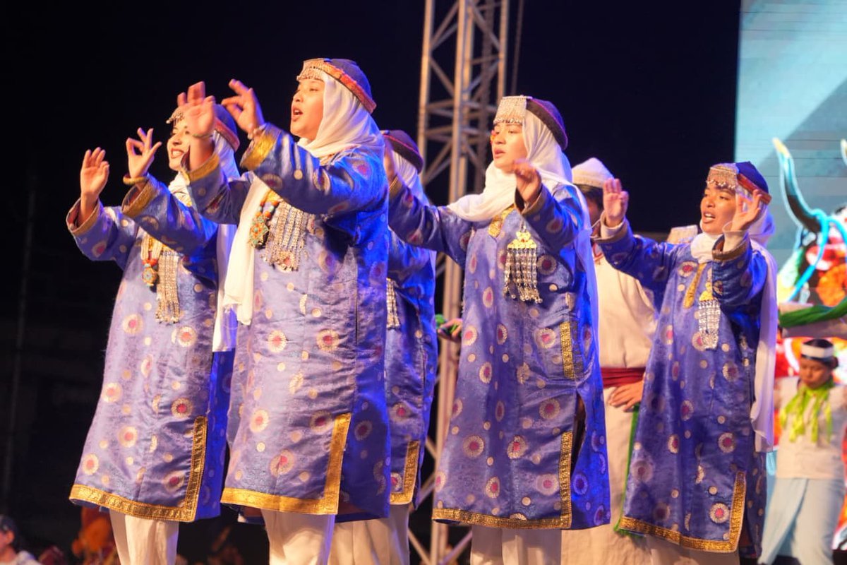 Ladakh_Updates's tweet photo. And what a grand finale to a grand festival!  The Ladakh Festival 2026 came to a spectacular close with an evening filled with music, culture, dance and unforgettable performances. https://t.co/6peafCIlwk