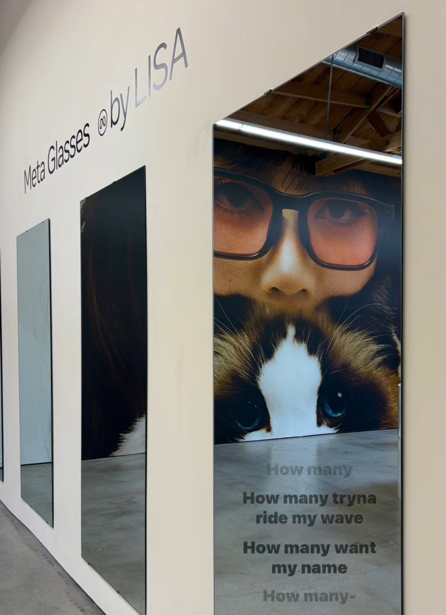 babylalisalloud's tweet photo. Emily Coleman - Music Partnerships @Meta / @facebook / @instagram updated IG story

#LISA @wearelloud
#MetaGlassesbyLISA https://t.co/dqLNbr2HQj