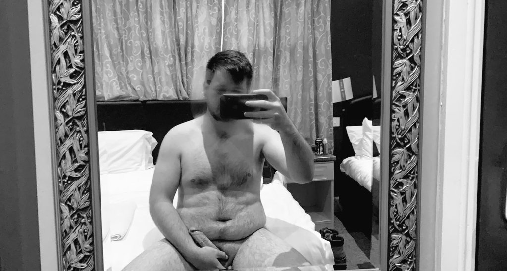 ChubbyRhys_'s tweet photo. Not new to #nsfwtwt  just new pinned as got older.

- Rhys
- 29
- British
- He/Him
- Chubby
- Hairy
- Switch
- 18+ Only, Minors DNI.

RT to be moots, like for a DM

I don't bite, unless you want me to. https://t.co/UBDQiY3zFw