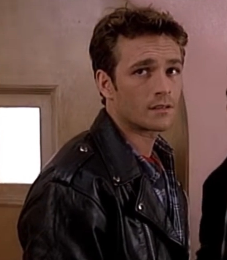 bsidecth's tweet photo. @booksandmulder he had a good mug in the first season tbf but dylan mckay outmugged for the entire show let’s not lie and that aura and charisma was something once in a lifetime😩 https://t.co/BqyKI3soUM
