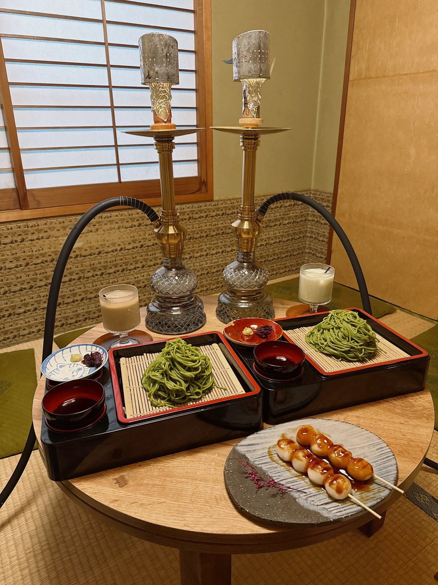 05yn__'s tweet photo. 茶そばが安くて美味しいから定期的に行く和テイストの大好きシーシャ屋さん🤩
渋谷で変なご飯屋さん入るくらいなら、ここでシーシャとご飯どっちも満たされたほうが幸福度高いしお財布にも優しい🙂‍↕️
あとオーナーが赤西仁似のイケメン😻😻 https://t.co/IUVTGqzUao