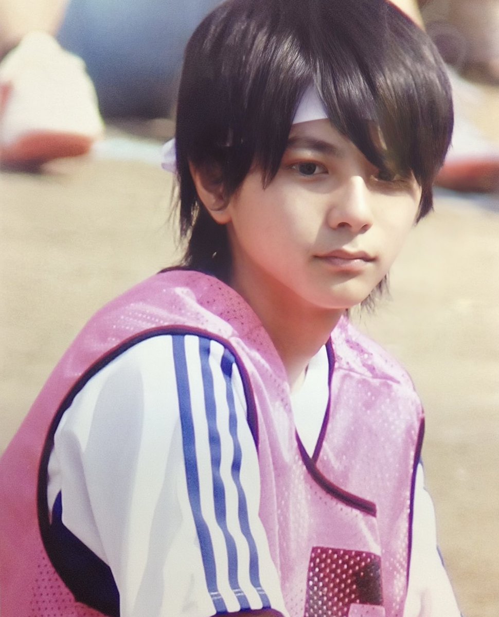 yorosyu_by's tweet photo. 人の顔って思春期くらいから顎が伸びたり鼻がデカくなったりする事が多いって聞いて、佐藤勝利って美少年のまま成長してて凄いなぁって改めて思った https://t.co/CeiB91UDRc