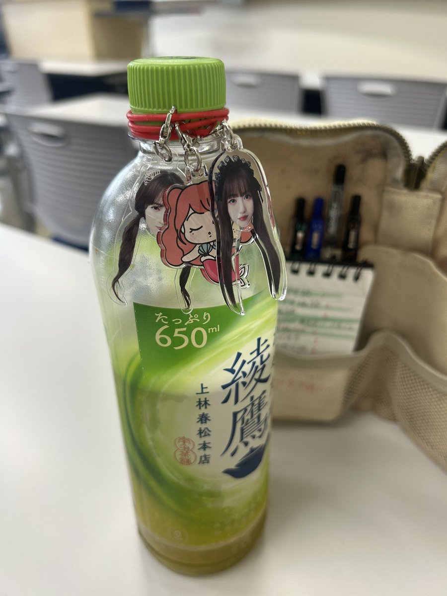 OrCa_1217_'s tweet photo. 5限まで頑張るよここたん https://t.co/MELOky02w0