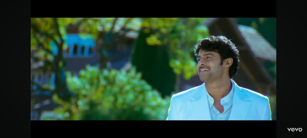 NusratArfah's tweet photo. Today i litening my fav fav song.
Another one #InkaEdho Lovely song from #Darling ❤
I like to listen Darling #Prabhas's movie's all song❤
#HappyHeartDay
#Darling #Prabhas
@PrabhasRaju ❤ https://t.co/vCrfGlnNQz