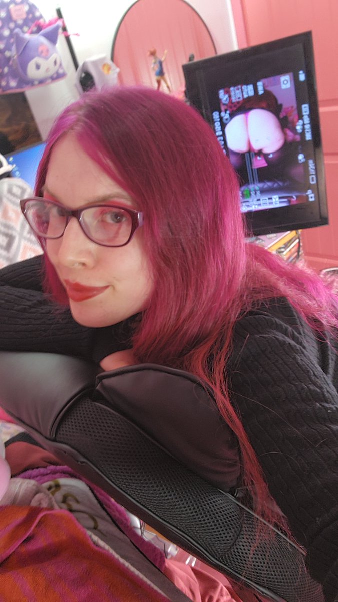 Pinky2Plays's tweet photo. MILF CODED https://t.co/TnTTA3gvli