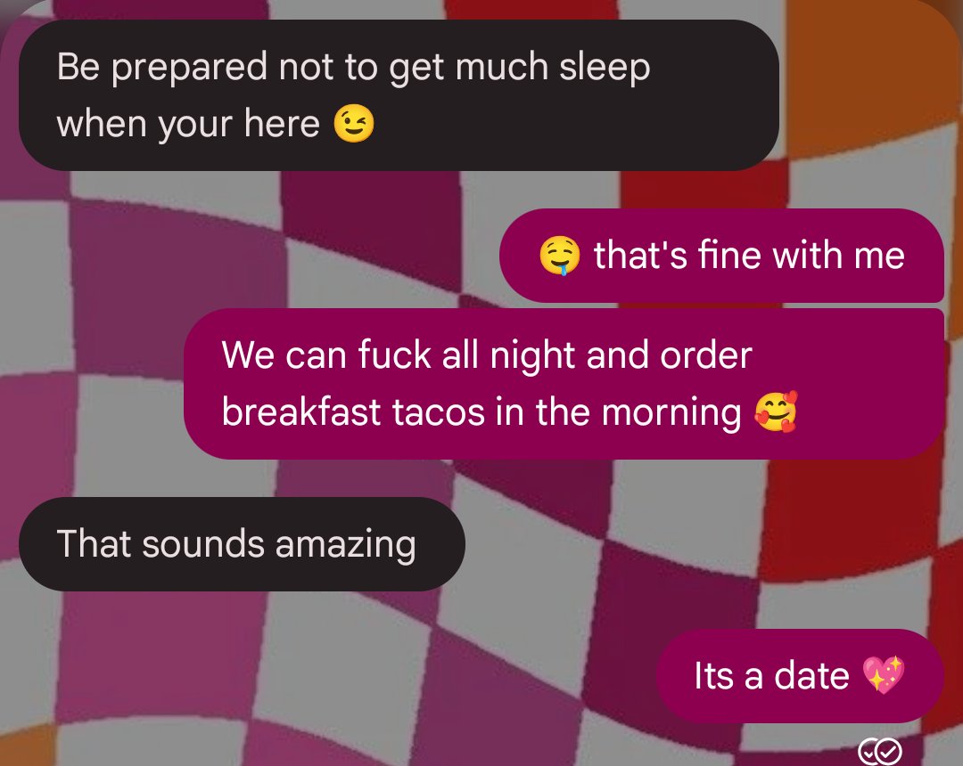 CandiDeVille's tweet photo. If she fucks in real life as good as she sexts, I think I'm in love 😍🥵 https://t.co/u6uMOXC89v