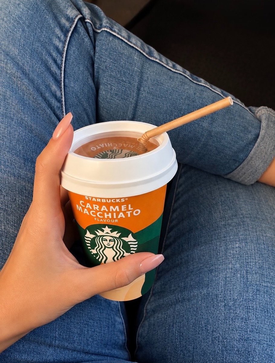 softstepsdiary's tweet photo. Guten Morgen, ihr Loser. 🖤☕️
Die Herrin braucht Kaffee und Frühstück.
Wer von euch ist heute brav genug, mir beides zu spendieren? 😏💸
#finfom #zahlschwein https://t.co/esWVholj9K