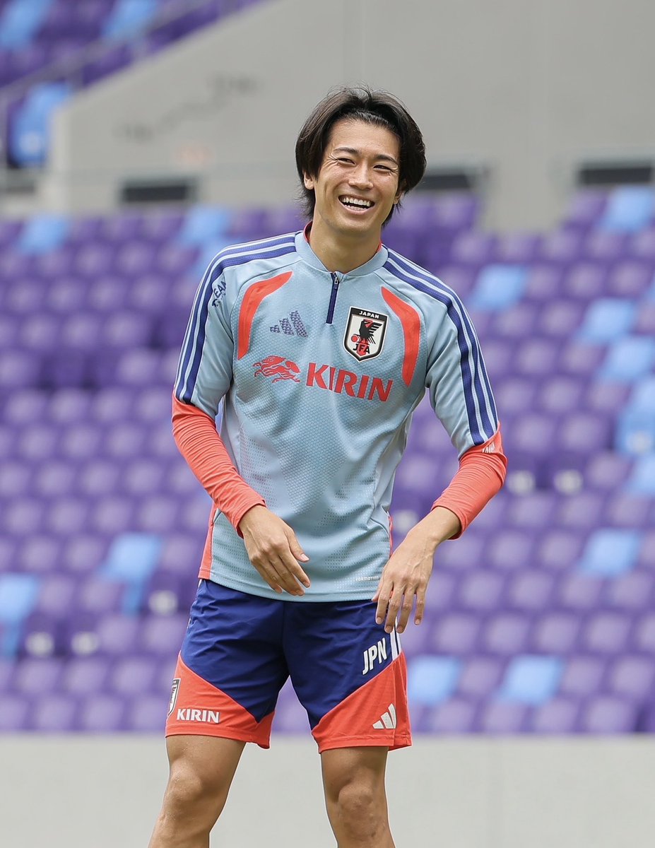 hochi_football's tweet photo. 【4年前を回想】
#中村敬斗 が語る代表生き残りへの道とは🛣️

「僕は４年前カタール終わってから入りましたけど、連続ゴールを決めていたので、個人的には生き残ってきたのは目に見える結果があると思う。アタッカーに限って言えばゴールとアシスト。もちろんそれ以外のプレーも大事ですけど、分かりやすい結果がアピールのポイントかなと思います」

🌎キリンカップ⚽️🏆
🆚エクアドル🇻🇪
🗓️10.1(木) ⌚️19:10(🇯🇵)
🏟️日産スタジア���

#最高の景色を #スポーツ報知

【日本代表情報はこちら💁】
https://t.co/9oUusNo0J6