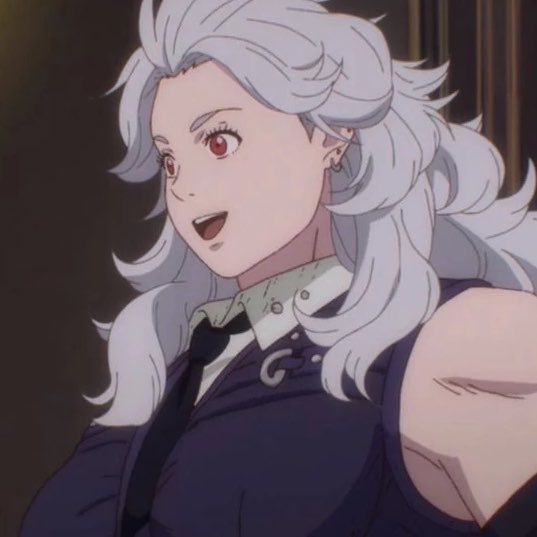 SIEGESERAPHIM's tweet photo. Share 4 pics that expose your taste in women https://t.co/2KRejlnExq