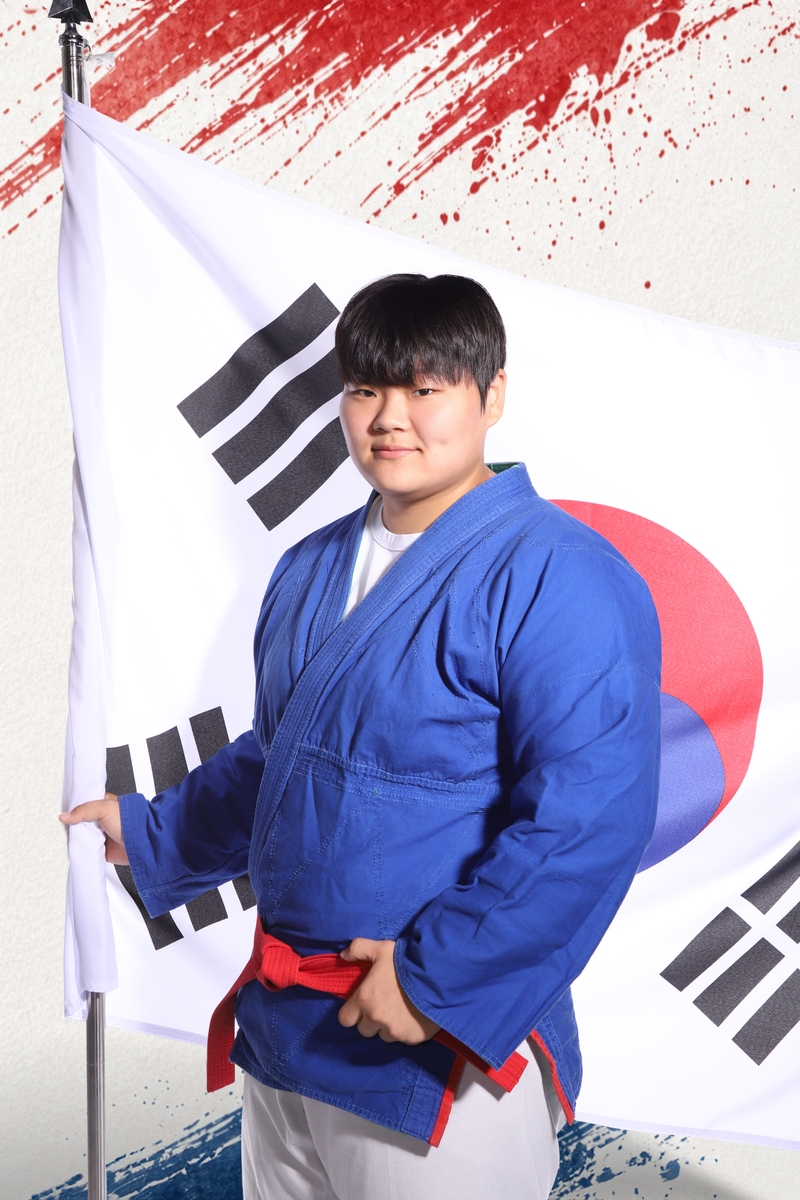 yonhaptweet's tweet photo. 김민영, 여자 87㎏ 초과급 우승…한국 쿠라시 첫 AG '금메달'
https://t.co/gPF7mujjNE https://t.co/WyW6o0xDpq