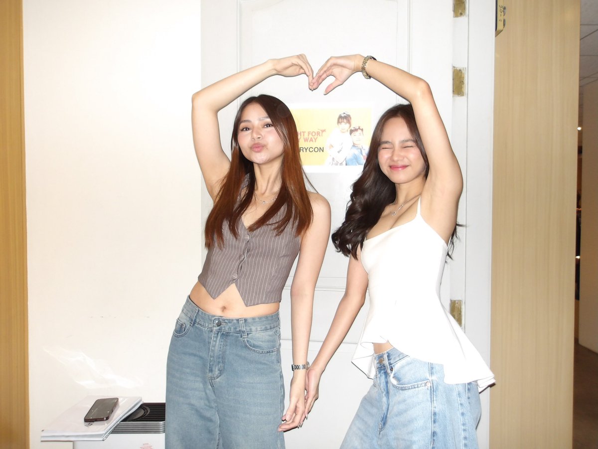 marecakesofash_'s tweet photo. 🛎 NEW POST: Fresh Drop from Ashtine! 🛎

"New Blessing!! Fight For My Way soon on Viva One" 💛♥️

📣 ENGAGE HERE!
🔗: https://t.co/p3OEbhszdU

#AshtineOlviga | Ashtine Olviga https://t.co/qiqubnyU1o