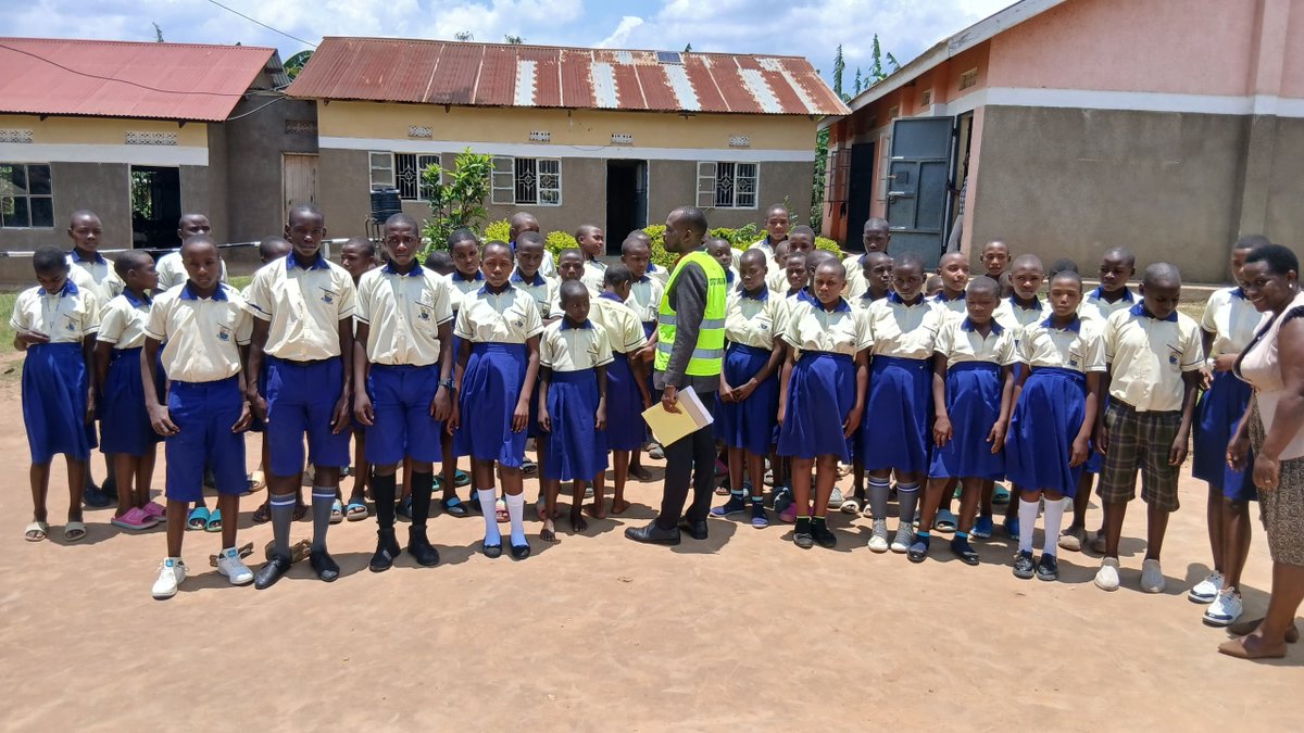 katosserusiba25's tweet photo. Yesterday, @Onc_nrm1 Coordinator Mr. Muhumuza Michael Kush, under Hajjat Hadijja Namyalo, monitored schools in Sheema South: Rwanama, Bugongi Central, and Kyarugome Primary Schools.

Enrollment has slightly dropped due to long distances and negative parental attitudes.

Kyarugome P/S urgently needs classroom blocks, staff quarters and water tanks , it has never received government support.

He also visited Rwampororo Memorial P/S in Sheema Municipality where learning was ongoing.

Overall, pupils are in school and studying. @JanetMuseveni @MuyingoDr33246