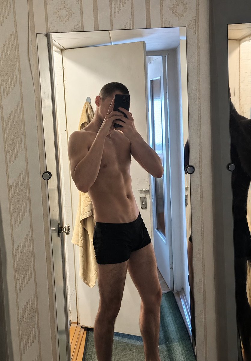 oq4wgo's tweet photo. 🥗🏋️🫂🏋️🥗🏳️‍🌈 https://t.co/o4ve2SwwRS