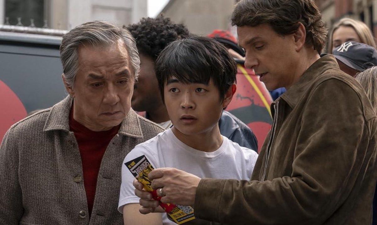 Dimson001789's tweet photo. Karate Kid: Legends (2025) ⭐️⭐️⭐️⭐️⭐️

KARATE KID: LEGENDS ISN’T REALLY ABOUT LI FONG LEARNING TO FIGHT. IT’S ABOUT HIM LEARNING THAT HE DOESN’T HAVE TO RUN FROM WHO HE IS.

Li Fong starts the movie trying to leave kung fu behind. After losing his brother, his mother wants him away from fighting, and Li starts believing that the safest way to move forward is to bury the part of himself that made him a fighter in the first place.

But New York keeps pulling that part of him back out.

The interesting thing is that Mr. Han and Daniel LaRusso aren’t really teaching Li how to become someone new. They’re teaching him how to combine what he already has. Mr. Han gives him kung fu. Daniel gives him Miyagi-Do. Li becomes strongest when he stops choosing between the two.

And that makes the title “Legends” more meaningful than just bringing Jackie Chan and Ralph Macchio together.

Daniel is carrying Mr. Miyagi’s legacy. Mr. Han is carrying his own family’s martial-arts tradition. Now Li becomes the person who connects those worlds.

The movie is basically saying that legacy isn’t about copying your teacher.

It’s about taking what they gave you and becoming something they never could have been.

And honestly, Li’s biggest enemy was never Connor.

It was the belief that fighting automatically meant becoming the person he was afraid of becoming.

Do you think Li became a better fighter because of Daniel and Mr. Han or because they finally taught him to trust the fighter he already was?