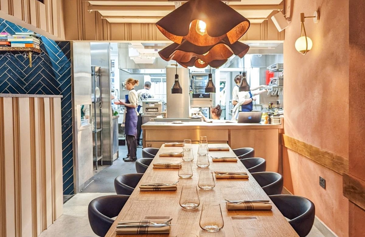 MichelinGuideUK's tweet photo. From Ox Tongue to Chouxnuts: Apricity's Chantelle Nicholson on the Power of Creative Cooking

We caught up with Chef-Owner Chantelle Nicholson to hear more about how she cooks at Apricity in London

Read more here: https://t.co/KBMPs4z3dg https://t.co/Za3BKzQHVy
