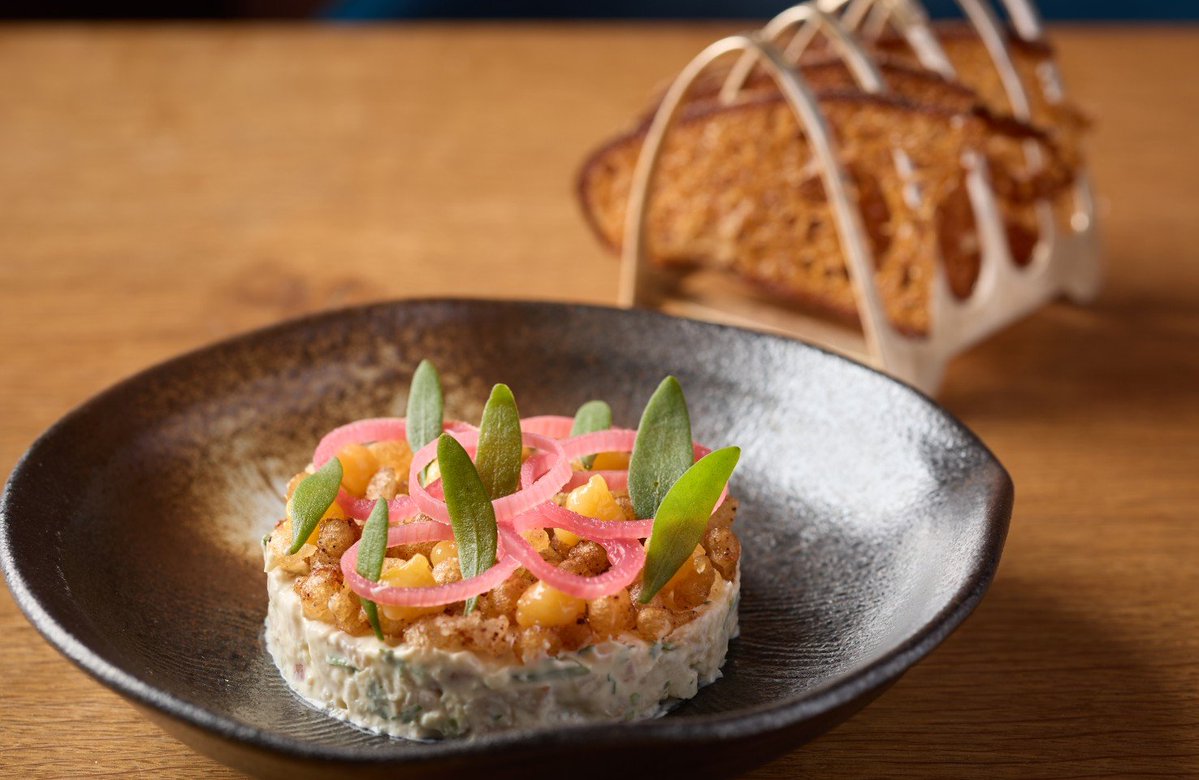 MichelinGuideUK's tweet photo. From Ox Tongue to Chouxnuts: Apricity's Chantelle Nicholson on the Power of Creative Cooking

We caught up with Chef-Owner Chantelle Nicholson to hear more about how she cooks at Apricity in London

Read more here: https://t.co/KBMPs4z3dg https://t.co/Za3BKzQHVy
