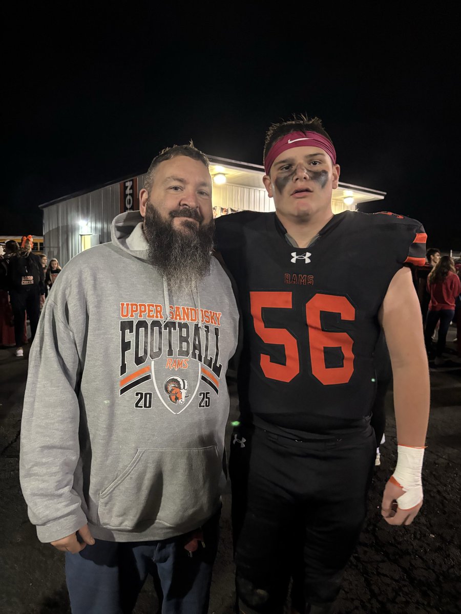 FatKidNinja78's tweet photo. Watching this young man grow on and off field constantly make me proud @IzaiahHiggins56 #football #livinghisdream #hardwork #proudfather https://t.co/2S54bRNNG2