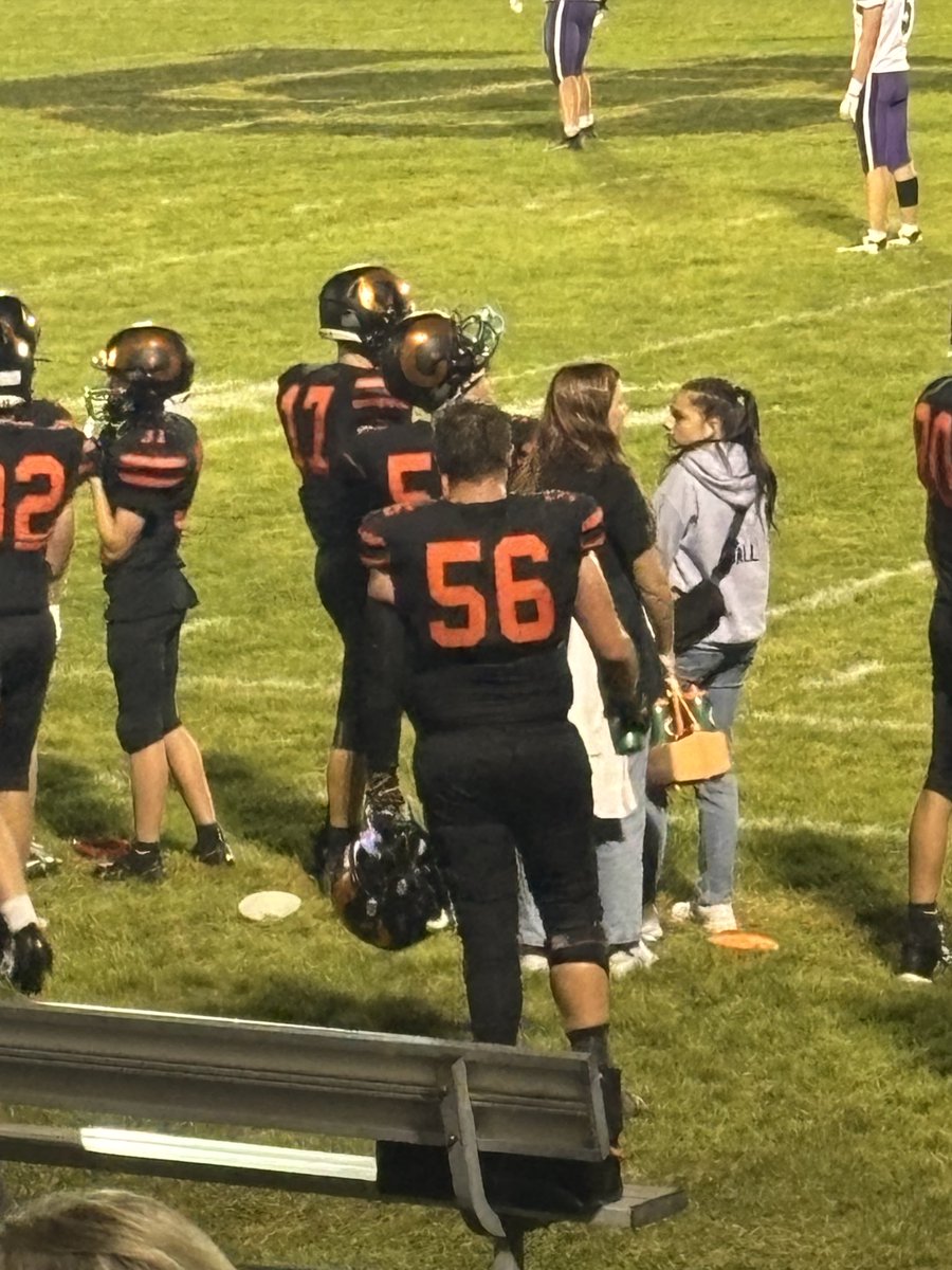 FatKidNinja78's tweet photo. Watching this young man grow on and off field constantly make me proud @IzaiahHiggins56 #football #livinghisdream #hardwork #proudfather https://t.co/2S54bRNNG2