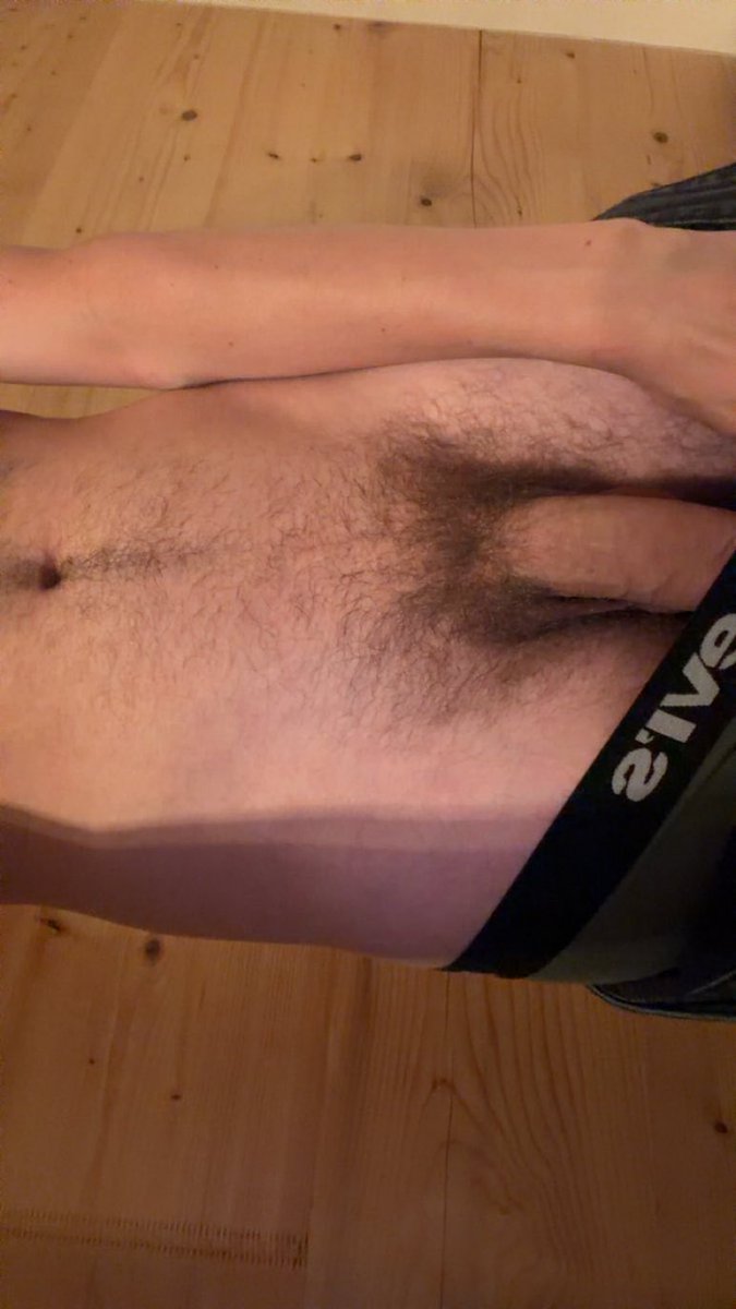 Urvampireb0y's tweet photo. Loot at my fat cock 🤭, dm for more https://t.co/q7QczxPJYF