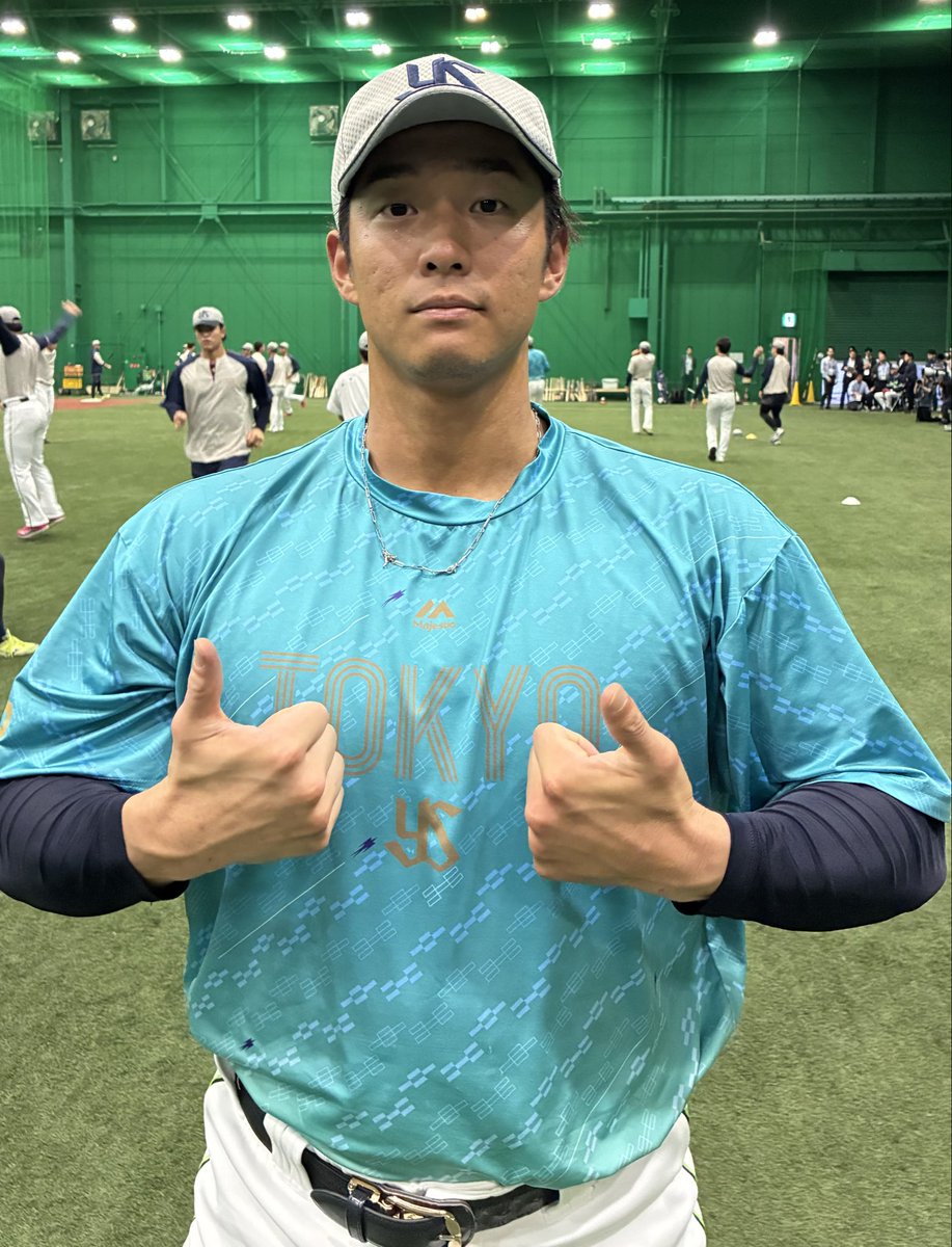 swallowspr's tweet photo. #澤井廉　選手
#石井巧　選手
合流しました

#swallows #燕心全開 https://t.co/8VZQzu40WJ