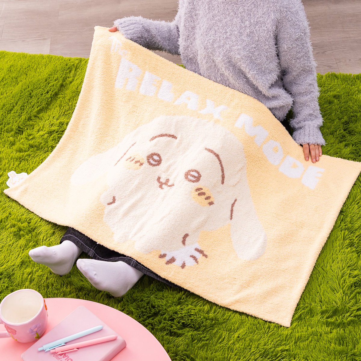 chiikawa_kouhou's tweet photo. ＼新商品／

『あったかもこもこブランケット』
（ちいかわ、ハチワレ、うさぎ、モモンガ）

10月9日(金)より
ちいかわらんど、ちいかわマーケット ほかにて順次発売🙌
発売日の詳細、お取り扱いは下記ページをご確認ください。
https://t.co/8xTguzB7Pr

#ちいかわ https://t.co/XST2cAlCDI