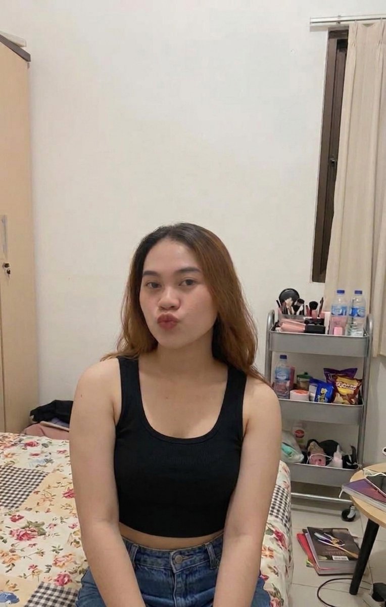 Rida_MelianaaaA's tweet photo. Lagi gabut nihh 🤣 https://t.co/kBjdKsKrH1