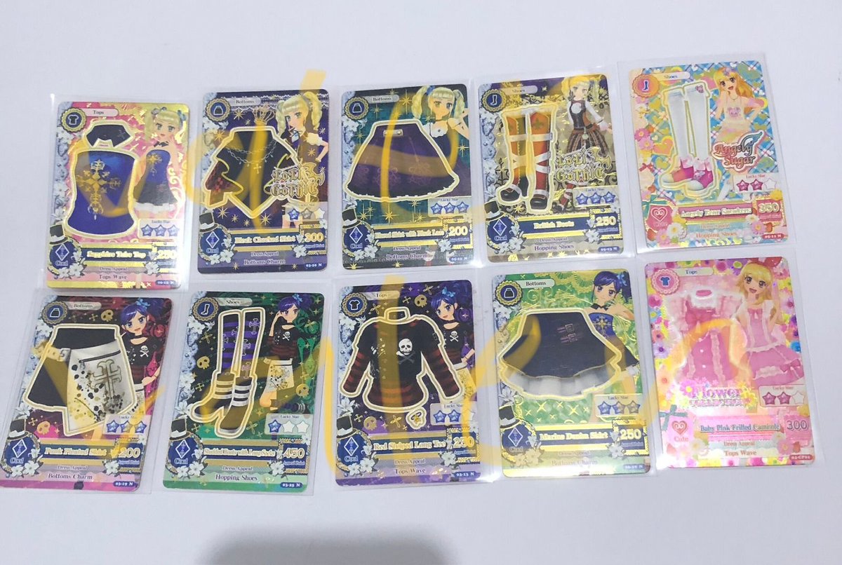 ValeriVale48808's tweet photo. Selain premium harus take 2 yah
(Condinyah tidak 100% mulus) 
Soalnyah akuh duluh semuah card dipake buat main dimesin Aikatsunya 
(semua hasil akuh dapetin sendirihnyah)
Tanya harga by DM
Tidak termasuk ongkir
Gopay/BCA only
Dom bandung
❌Not for Sensitive Buyyer ❌
#wtsaikatsu https://t.co/8olJKGDqea