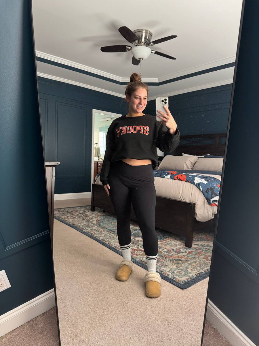 NinaCallow9o's tweet photo. Comfy was the plan https://t.co/qTh5YtT7po