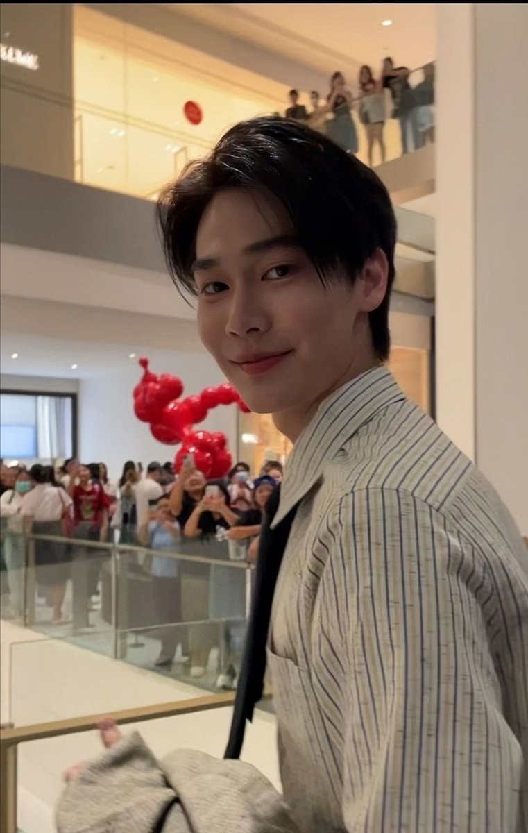 doubleqikun's tweet photo. ลักยิ้ม ยิ้มหวาน ตาแป๋ว https://t.co/RPX1kmAS1R