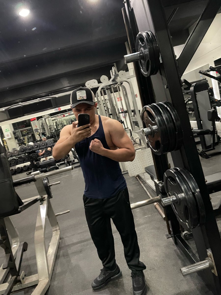 AlmoraO's tweet photo. Loving every minute cause you make feel so alive #gymlover https://t.co/wos8GSJuS3