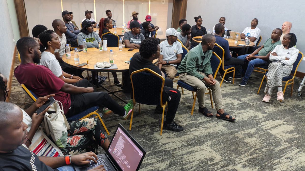 jessestrategist's tweet photo. Still reflecting on the WordPress Nairobi session.

We started with introductions and everyone sharing what they expected to get from the day. What followed was a really honest and engaging conversation. https://t.co/ozdtVFcOns