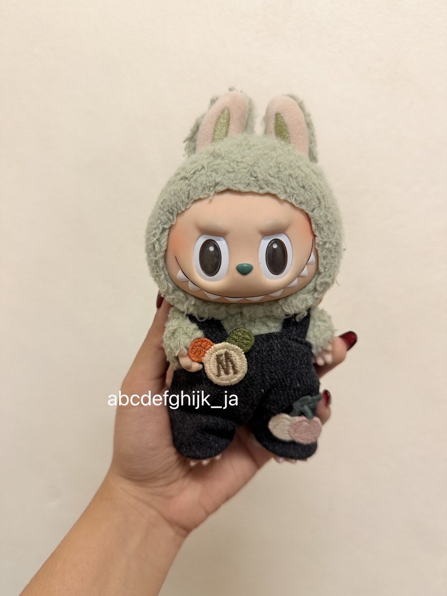 abcdefghijk_ja's tweet photo. ✨ ลาบูบู้ labubu / ครายเบบี้ crybaby ของแท้ (มีการ์ด ไม่มีกล่อง!)

💚ลาบูบู้พร้อมชุด 220.- 
🩷ครายเบบี้ 170.-
รับทั้ง 2 ตัว 360.- 

#POPMART #กล่องจุ่ม #ตลาดนัดpopmart #ลาบูบู้ #labubu #crybaby #ตุ๊กตา https://t.co/zZGgZiwO3n