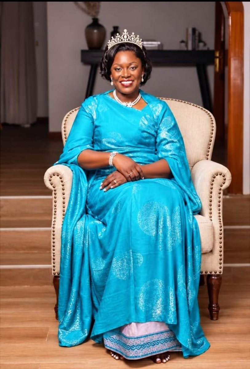 IduwatOchom's tweet photo. The #Queen is also ready and we the Iteso, are proud of the new-found royal ties between Tooro and Teso.

By the way, my petname is #Amooti 🤣 https://t.co/fNNImx1cMy