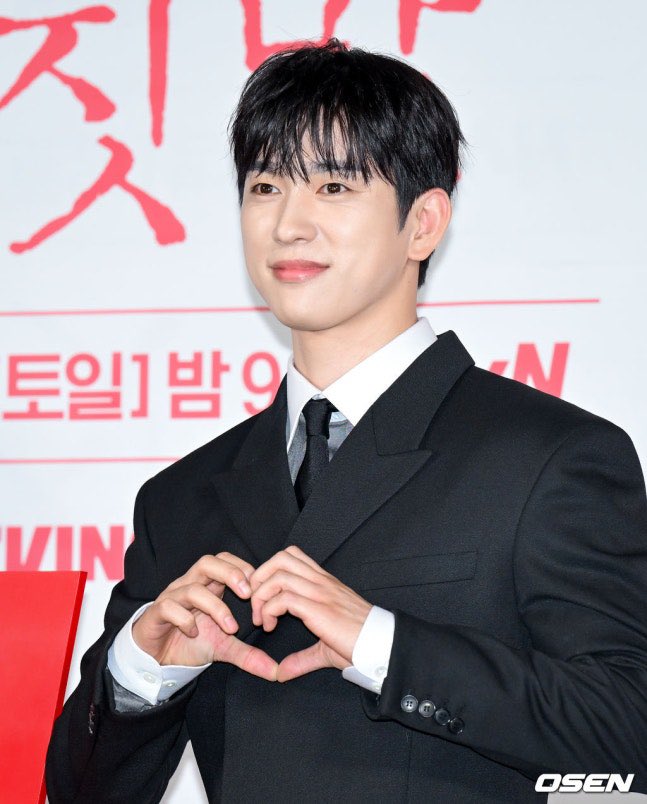 MYJINYOUNGONLY's tweet photo. Park Jinyoung 
“100DaysofDeception” Press Conference 

#Parkjinyoung #박진영
#진영 #Jinyoung @JINYOUNG 
#100일의거짓말 #100DaysofDeception https://t.co/kCgov2PdKl