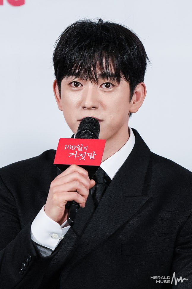 MYJINYOUNGONLY's tweet photo. Park Jinyoung 
“100DaysofDeception” Press Conference 

#Parkjinyoung #박진영
#진영 #Jinyoung @JINYOUNG 
#100일의거짓말 #100DaysofDeception https://t.co/kCgov2PdKl