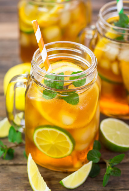 sanjaydave73961's tweet photo. 5-min mango iced tea hack! Blend ripe mango + cold black tea, add a splash of lime u0026 ice—refreshing, no sugar needed! Perfect for hot afternoons. #DrinkHacks #QuickRecipes https://t.co/j7sKLDuFeZ