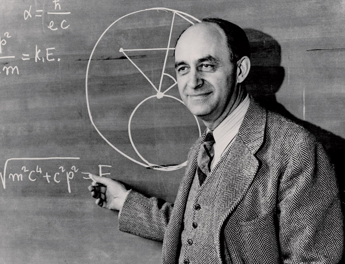 PhysInHistory's tweet photo. Happy Birthday to the physicist Enrico Fermi ! ✍️

Born in 29 September 1901, Fermi has crucial contribution in revolutionizing our understanding from quantum mechanics to nuclear energy.
Enrico Fermi is  best known for creating the first nuclear reactor, leading to the development of nuclear energy and weapons. He also developed Fermi-Dirac statistics, crucial for understanding fermions, and made significant contributions to quantum theory, beta decay, and particle physics.