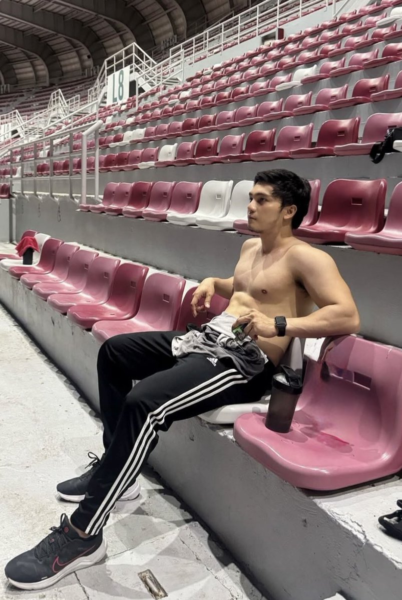 Justinpwxn's tweet photo. Just thinking about what I’m gonna do later… and it’s definitely not innocent. 😏 💦 https://t.co/UBiwO1hIMC
