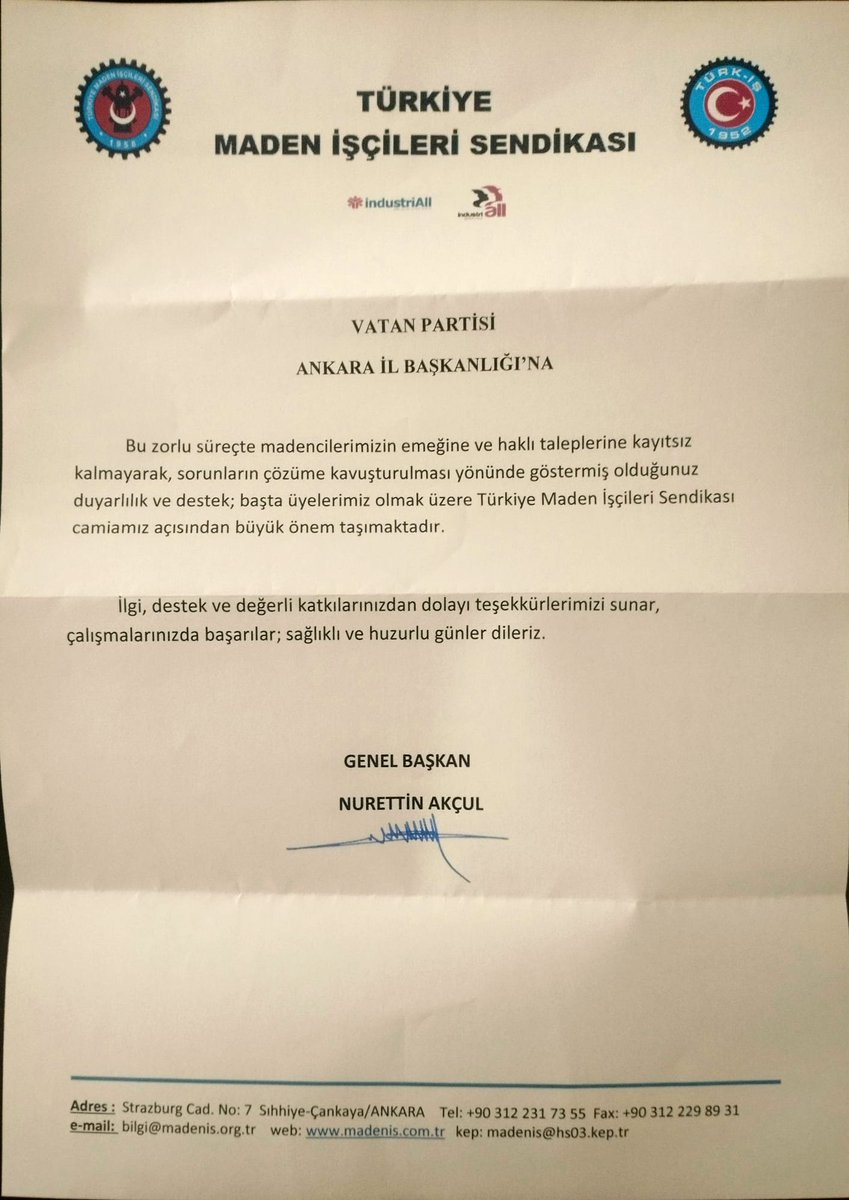 vatanpartisi06's tweet photo. Türkiye Maden İşçileri Sendikası Genel Başkanı Sayın Nurettin Akçul'a güzel mektubu için teşekkür ederiz. 

Başta madencilerimiz olmak üzere alınteriyle, namusuyla yaşayan tüm emekçilerimizle omuz omuza olmaya devam edeceğiz. https://t.co/J8XsKEF0w9