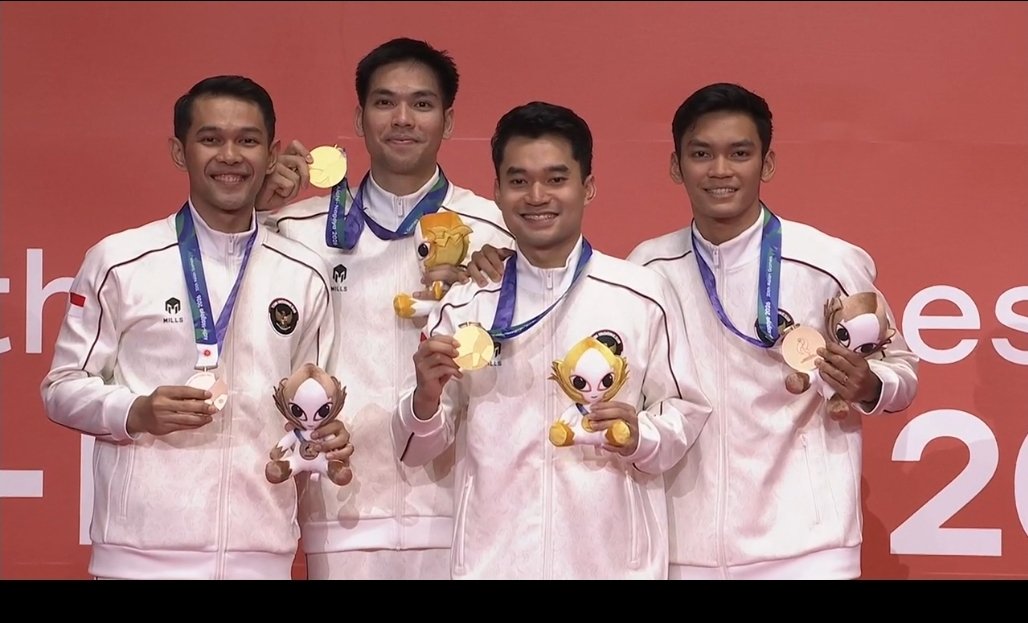 lipodiana's tweet photo. gold ๐ฅ & bronze๐ฅ medals MD ๐ฎ๐ฉ #AsianGames2026 #AG2026 #leoniel #ajayibul
gantengnya nambah kalo ada medali nemplok gini https://t.co/oy7b12UKAf